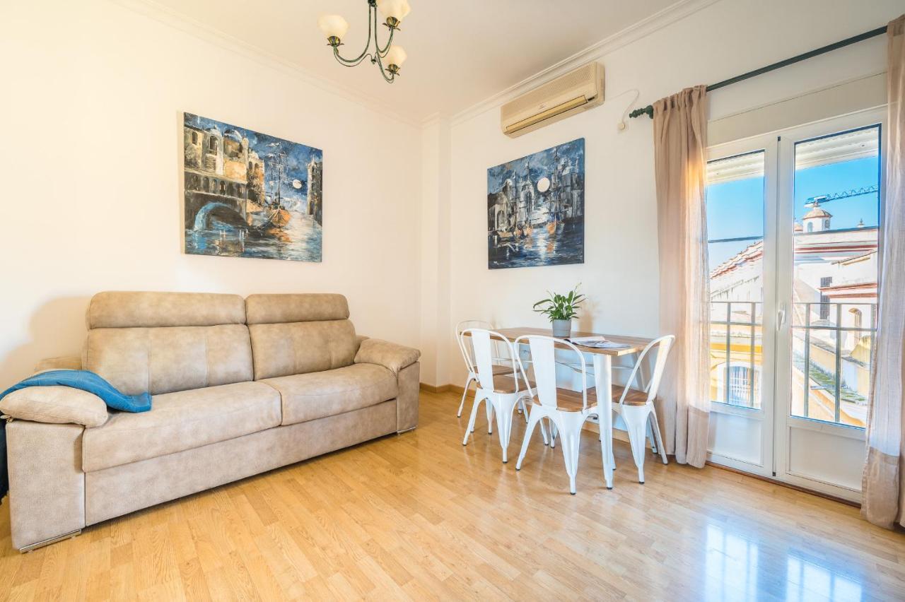 Distinguido Y Centrico Apartamento En San Bernardo Seville Luaran gambar